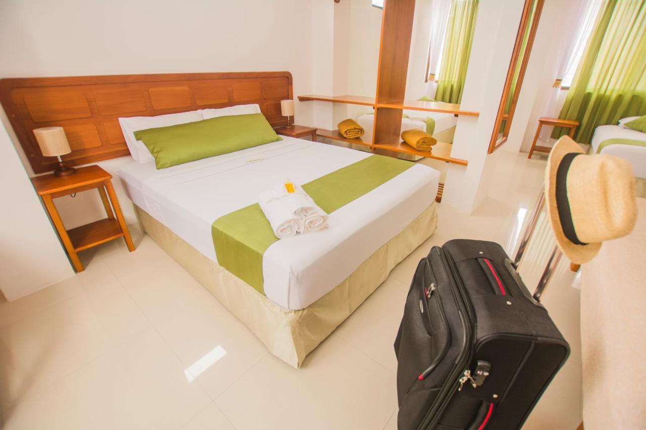 Hostal Suenos Silvestres Puerto Ayora  Zewnętrze zdjęcie